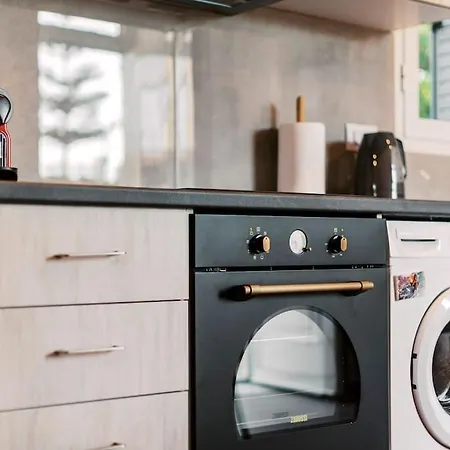 Сasa de vacaciones Myrovolos Luxury Angie's House *