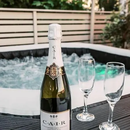 Myrovolos Luxury Angie's House Сasa de vacaciones *