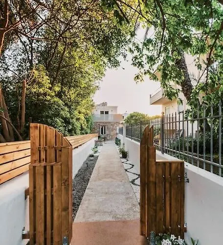 Myrovolos Luxury Angie's House Ialysos (Rhodes)